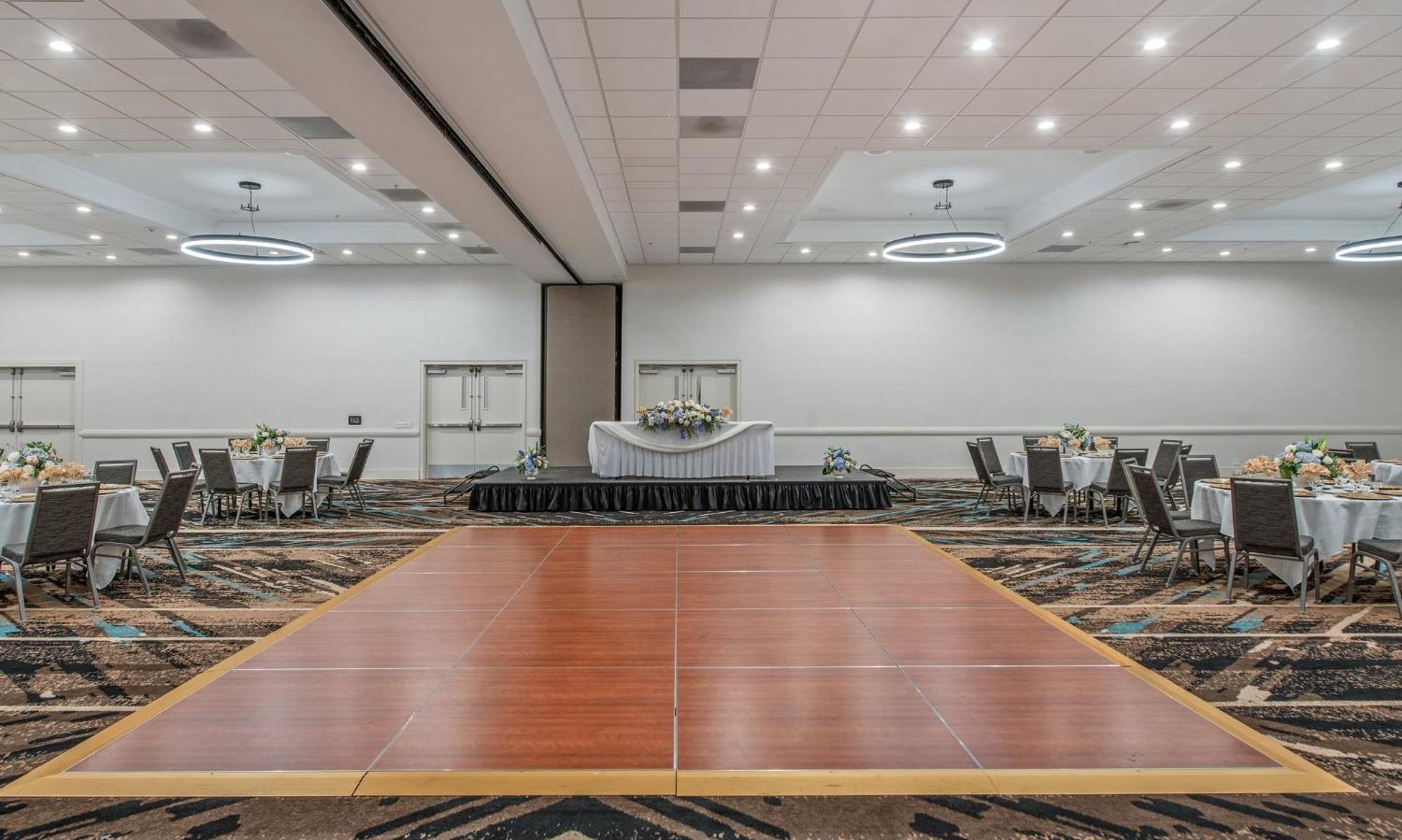 Staybridge Suites Oxnard - River Ridge By Ihg Exterior foto