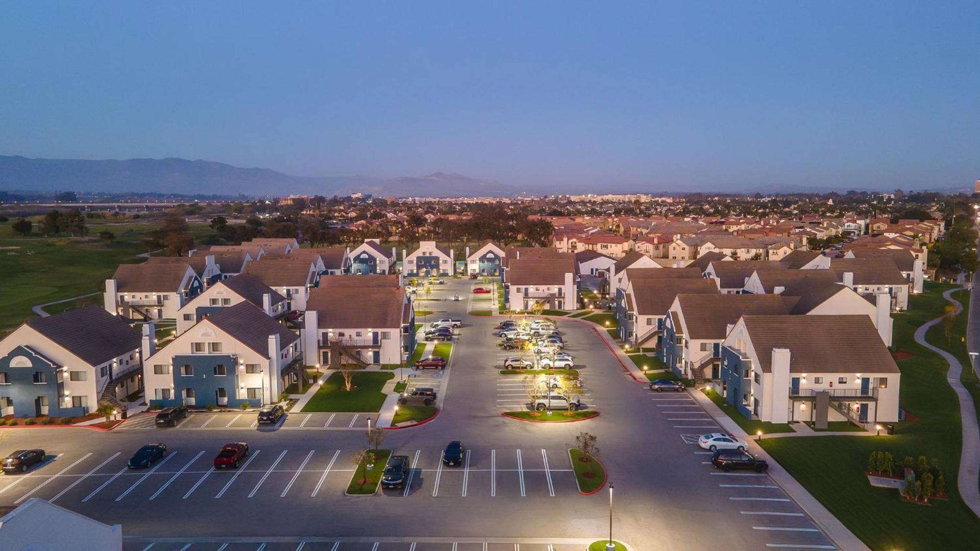 Staybridge Suites Oxnard - River Ridge By Ihg Exterior foto