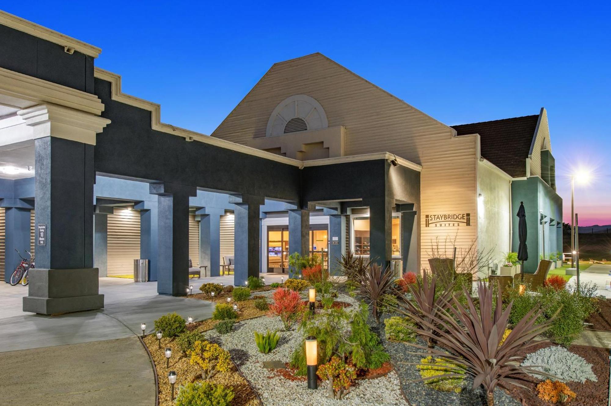 Staybridge Suites Oxnard - River Ridge By Ihg Exterior foto